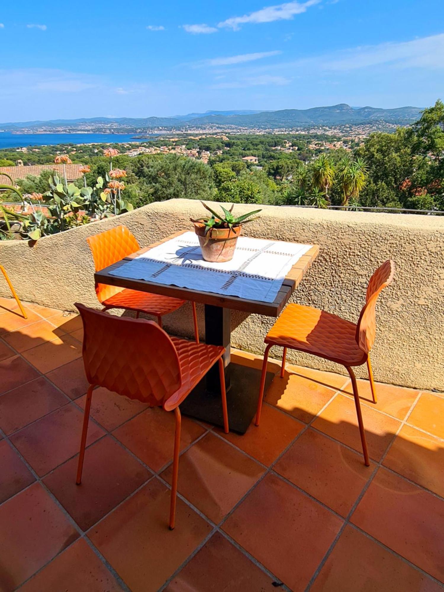 Villa M, Chambres D'Hotes, Vue Mer, Sauna, Piscine A Six-Fours Сис-Фур-Ле-Пляж Экстерьер фото