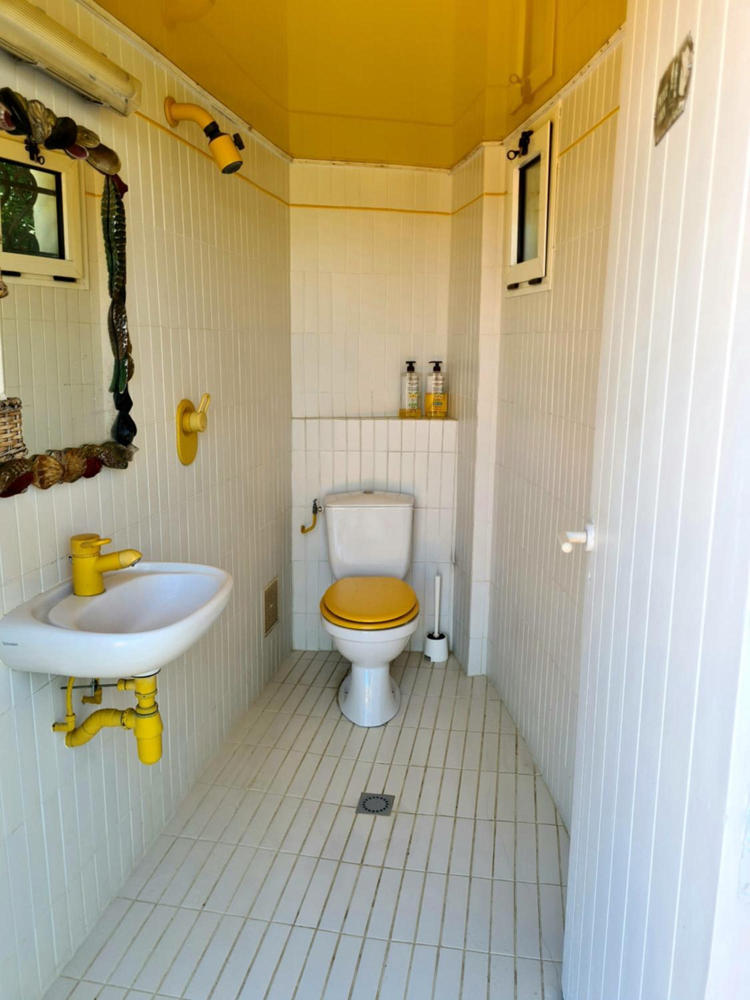 Villa M, Chambres D'Hotes, Vue Mer, Sauna, Piscine A Six-Fours Сис-Фур-Ле-Пляж Экстерьер фото