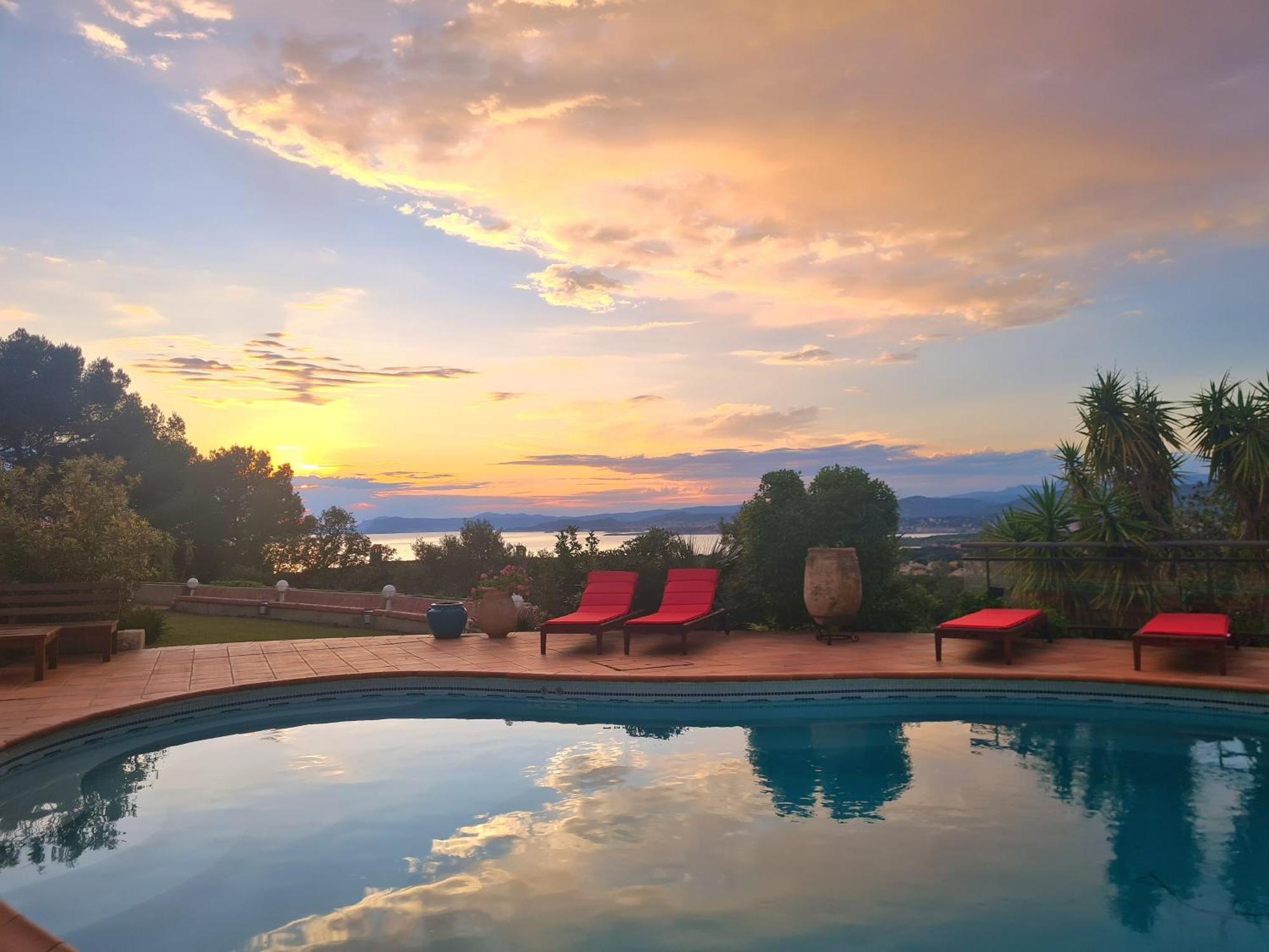 Villa M, Chambres D'Hotes, Vue Mer, Sauna, Piscine A Six-Fours Сис-Фур-Ле-Пляж Экстерьер фото