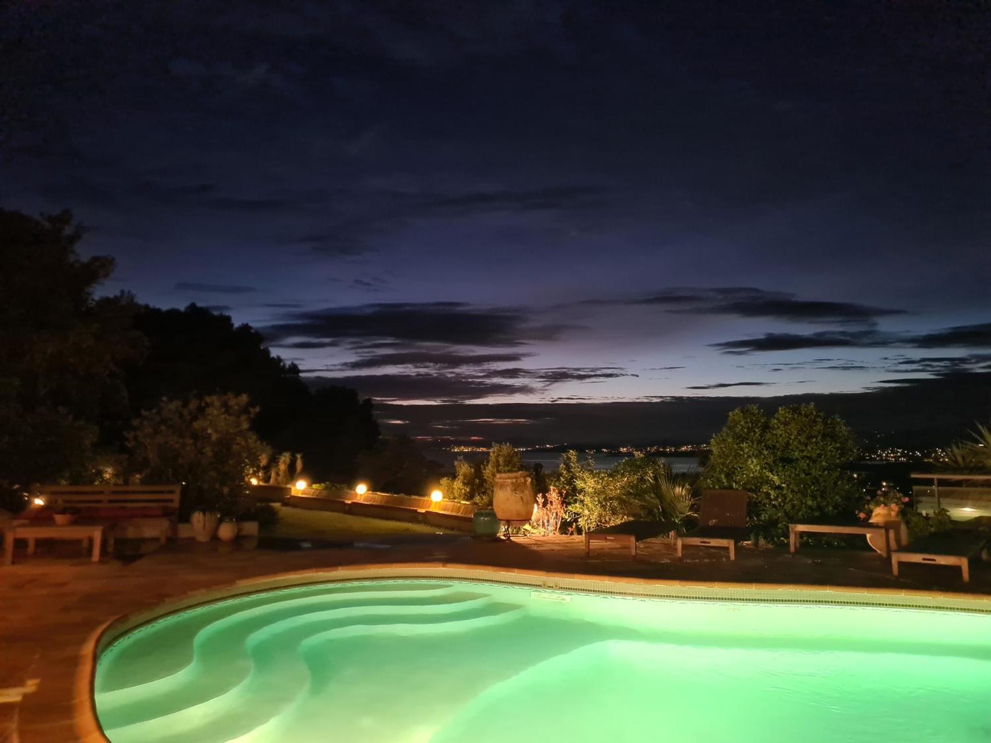 Villa M, Chambres D'Hotes, Vue Mer, Sauna, Piscine A Six-Fours Сис-Фур-Ле-Пляж Экстерьер фото